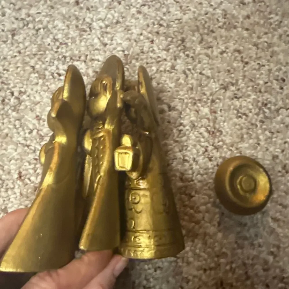 unknown little charm details